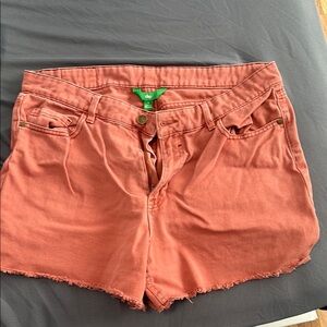 dip Pink Jean Shorts with Frayed Hem